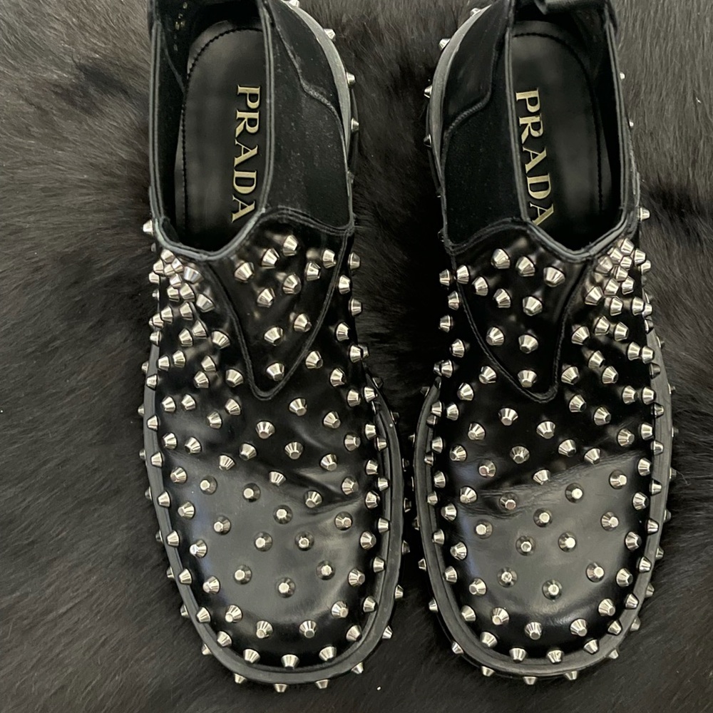 MENS BLACK PRADA TRONCHETTI STUDDED CHELSEA BOOT - Picture 2 of 4